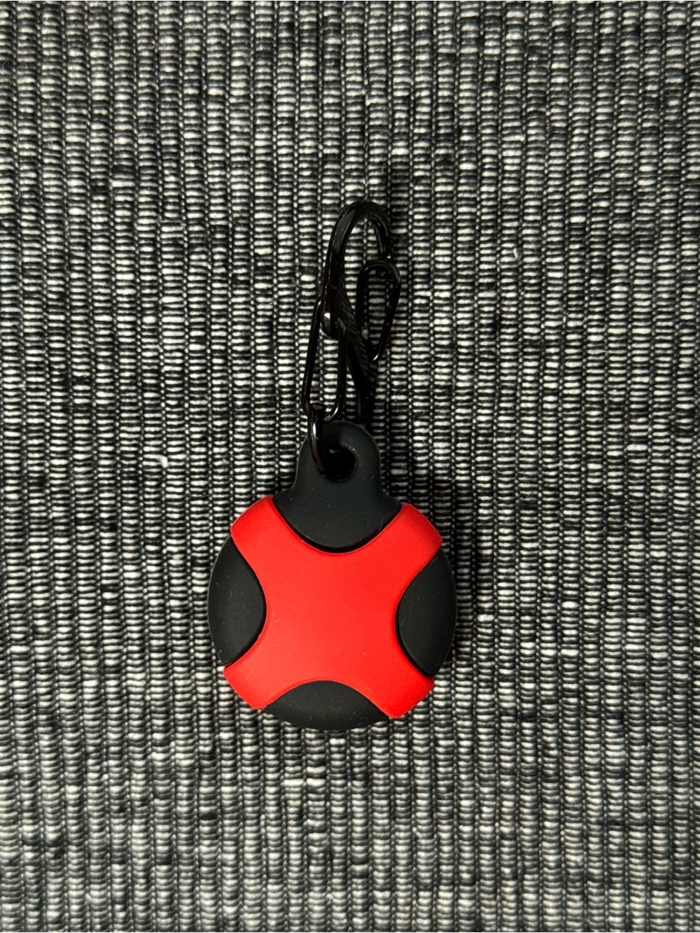 Apple AirTag Silicone Holder Keychain Red & Black 3pc Set